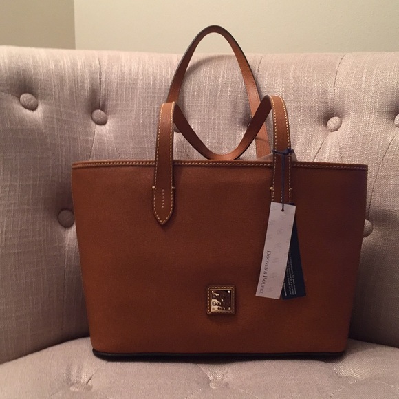Dooney & Bourke Handbags - Dooney & Bourke Tote